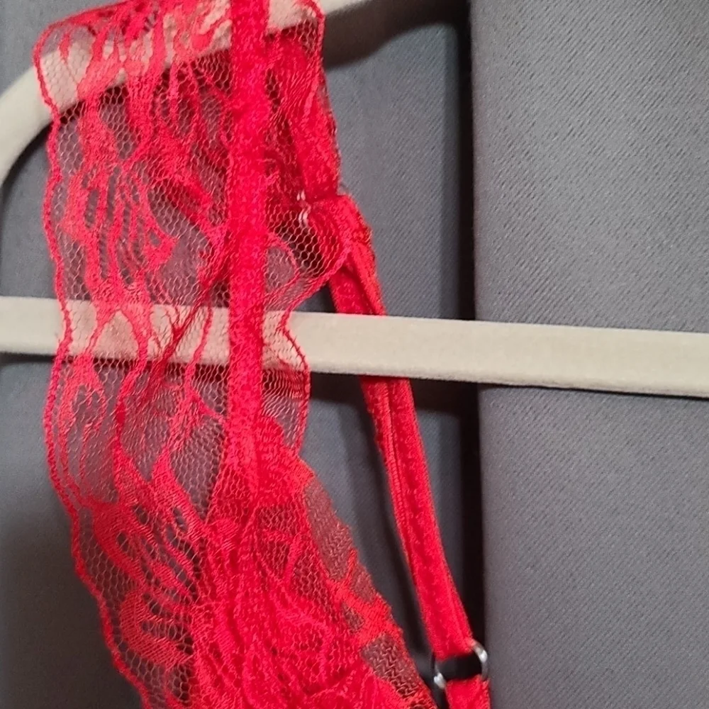 unknown lacy red